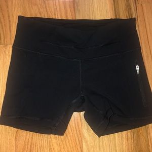 LULULEMON short biker short